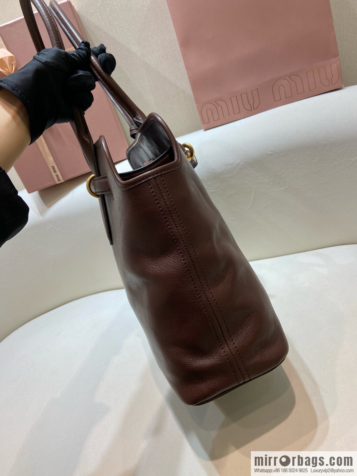 MIUMIU Aventure handbag 💕 new 💕 5BG291 💕💕 coffee color