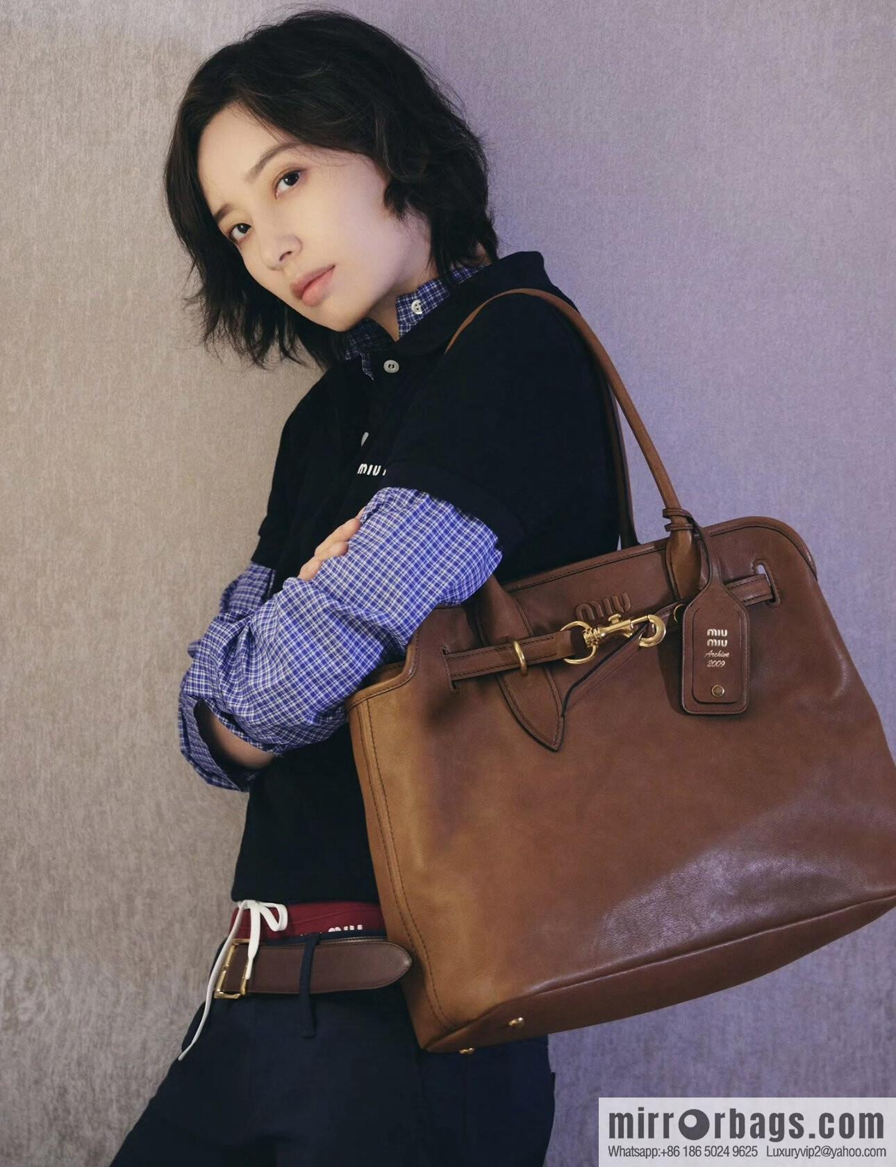 MIUMIU Aventure handbag 💕 new 💕 5BG291 💕💕 caramel color