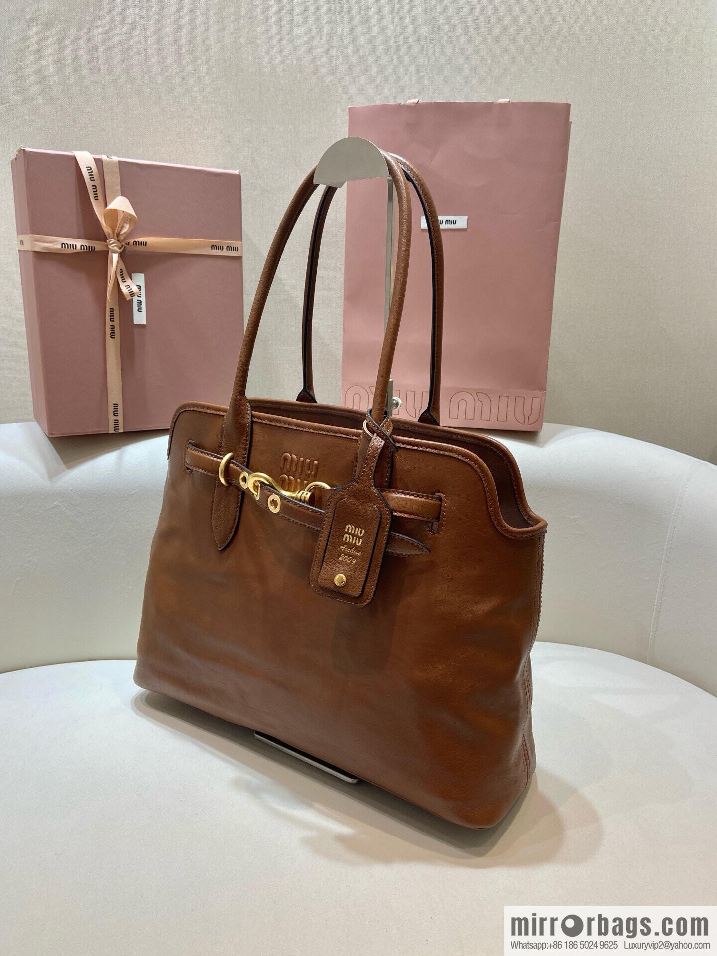 MIUMIU Aventure handbag 💕 new 💕 5BG291 💕💕 caramel color