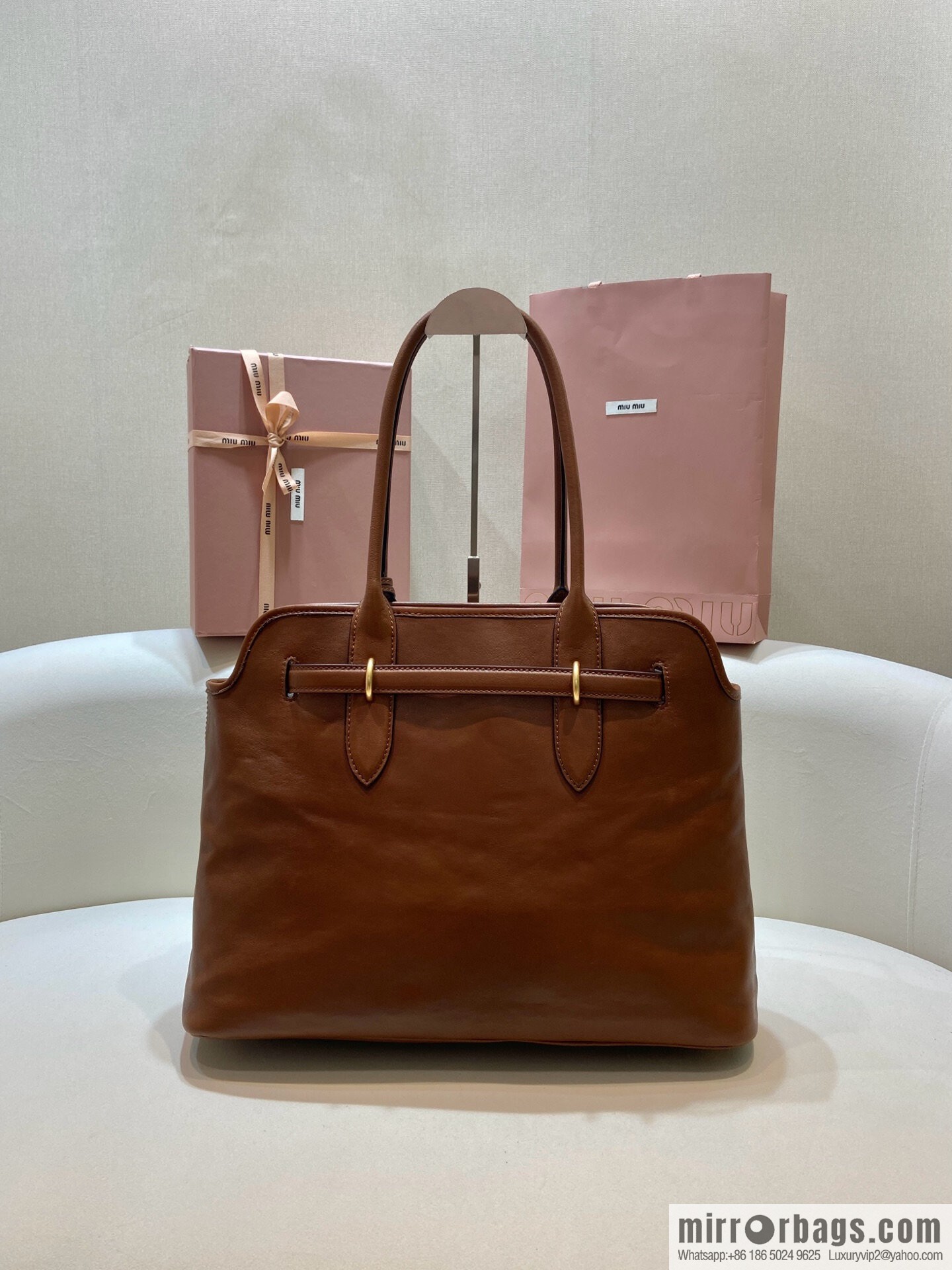 MIUMIU Aventure handbag 💕 new 💕 5BG291 💕💕 caramel color