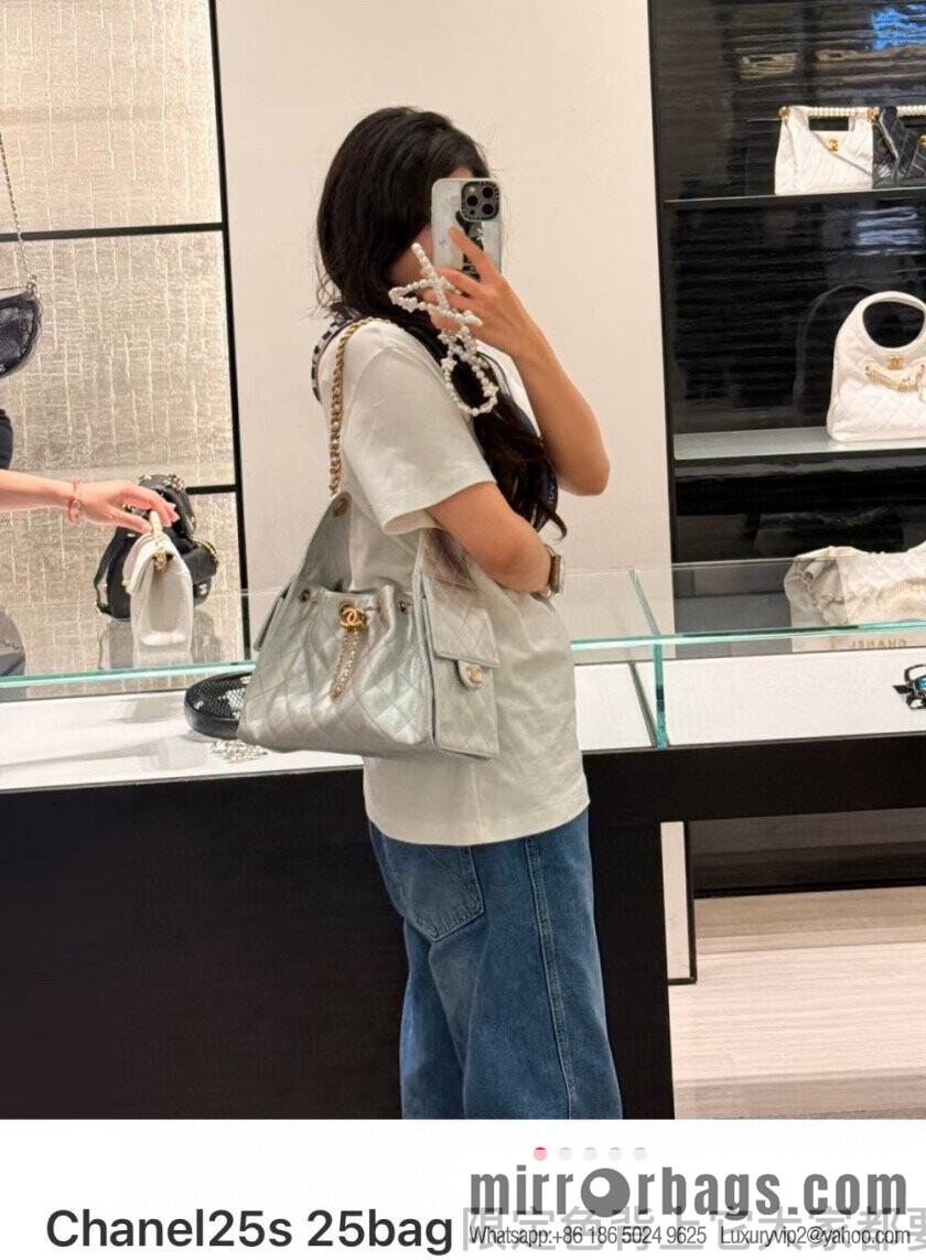 𝐂𝐡𝐚𝐧𝐞𝐥 𝟐𝟓𝐬 𝐬𝐦𝐚𝐥𝐥 𝐡𝐨𝐛𝐨 Drawstring Bucket Bag, Silver, Small ✔️ AS5293