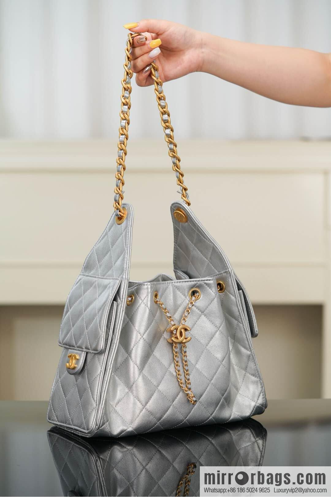 𝐂𝐡𝐚𝐧𝐞𝐥 𝟐𝟓𝐬 𝐬𝐦𝐚𝐥𝐥 𝐡𝐨𝐛𝐨 Drawstring Bucket Bag, Silver, Small ✔️ AS5293