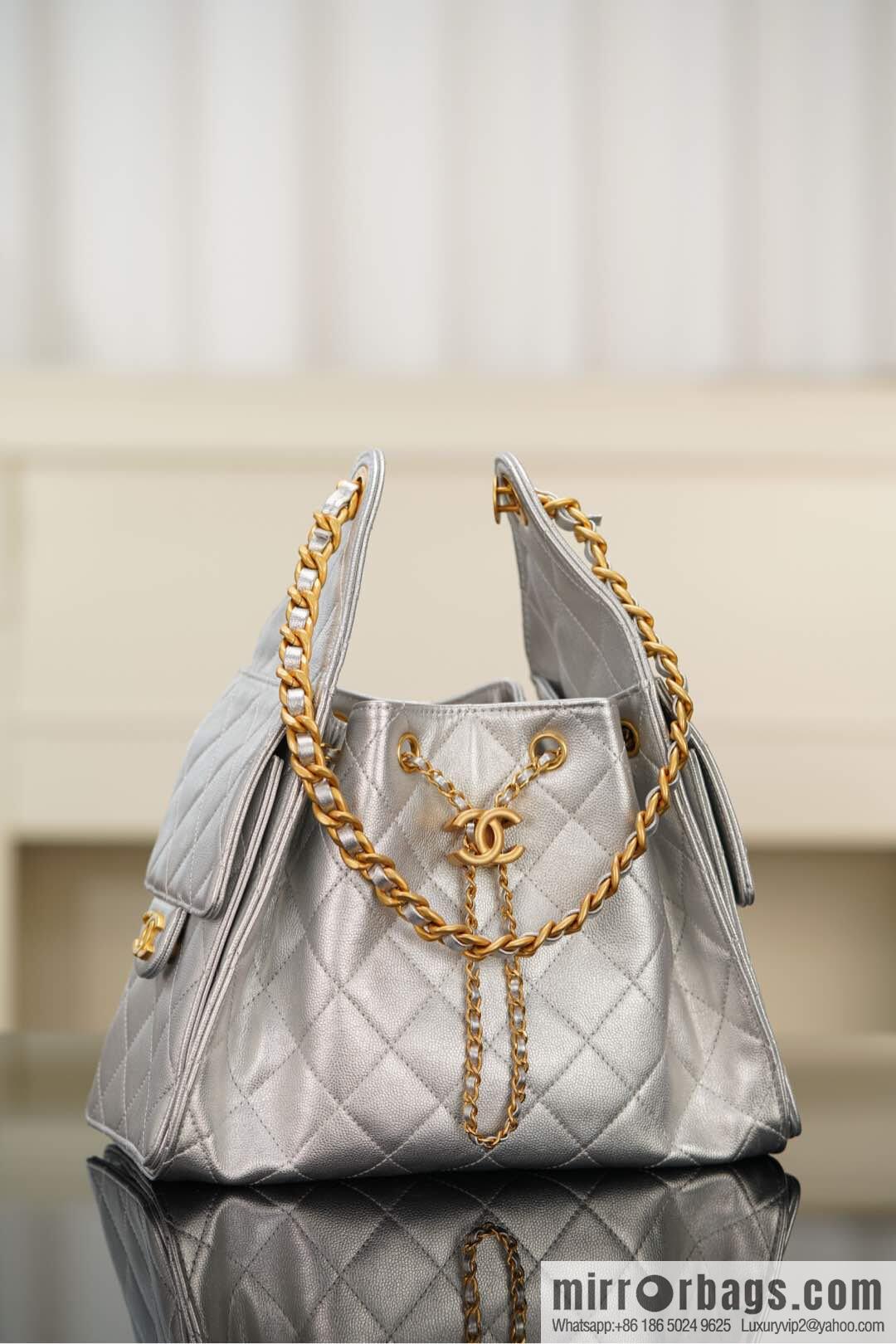 𝐂𝐡𝐚𝐧𝐞𝐥 𝟐𝟓𝐬 𝐬𝐦𝐚𝐥𝐥 𝐡𝐨𝐛𝐨 Drawstring Bucket Bag, Silver, Small ✔️ AS5293