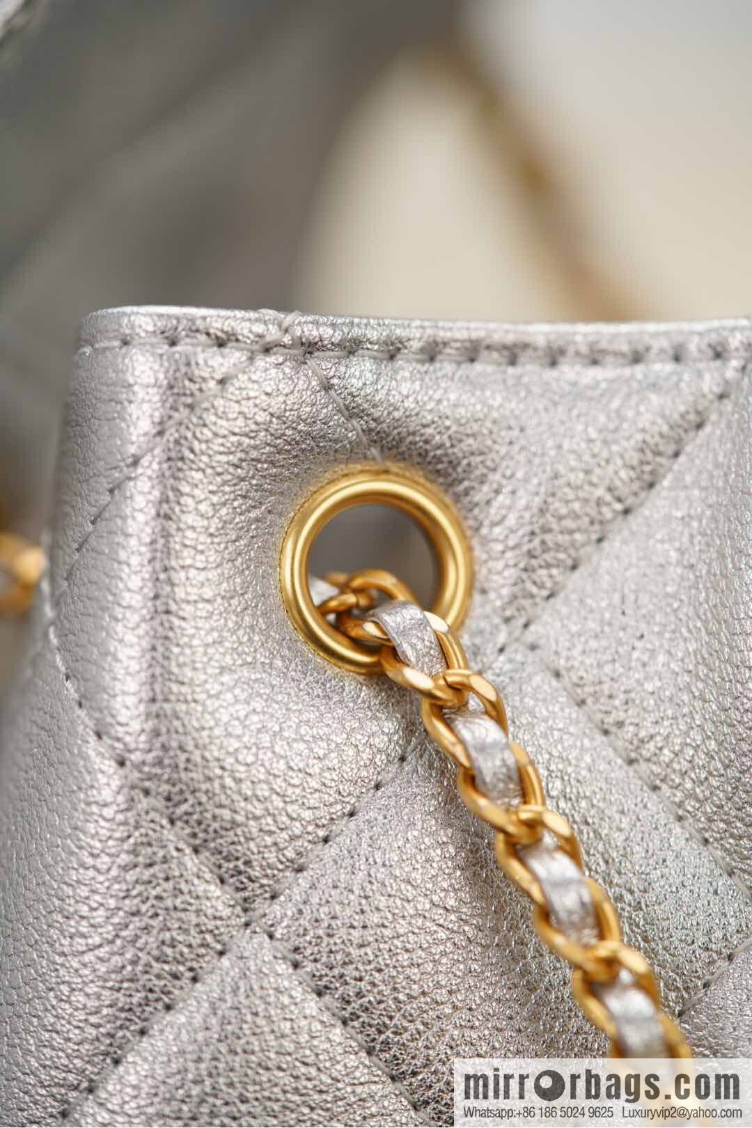 𝐂𝐡𝐚𝐧𝐞𝐥 𝟐𝟓𝐬 𝐬𝐦𝐚𝐥𝐥 𝐡𝐨𝐛𝐨 Drawstring Bucket Bag, Silver, Small ✔️ AS5293