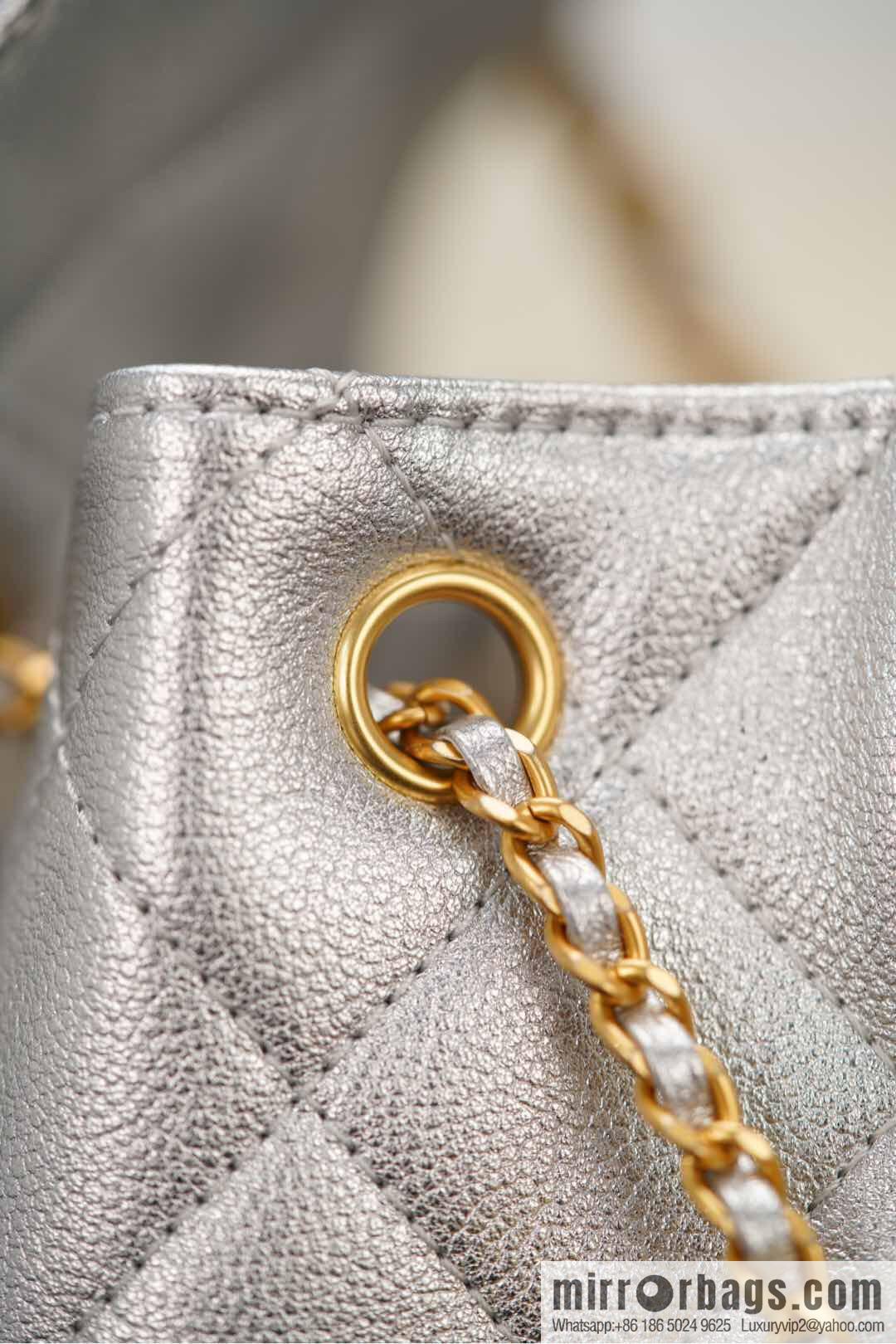 𝐂𝐡𝐚𝐧𝐞𝐥 𝟐𝟓𝐬 𝐬𝐦𝐚𝐥𝐥 𝐡𝐨𝐛𝐨 Drawstring Bucket Bag, Silver, Small ✔️ AS5293