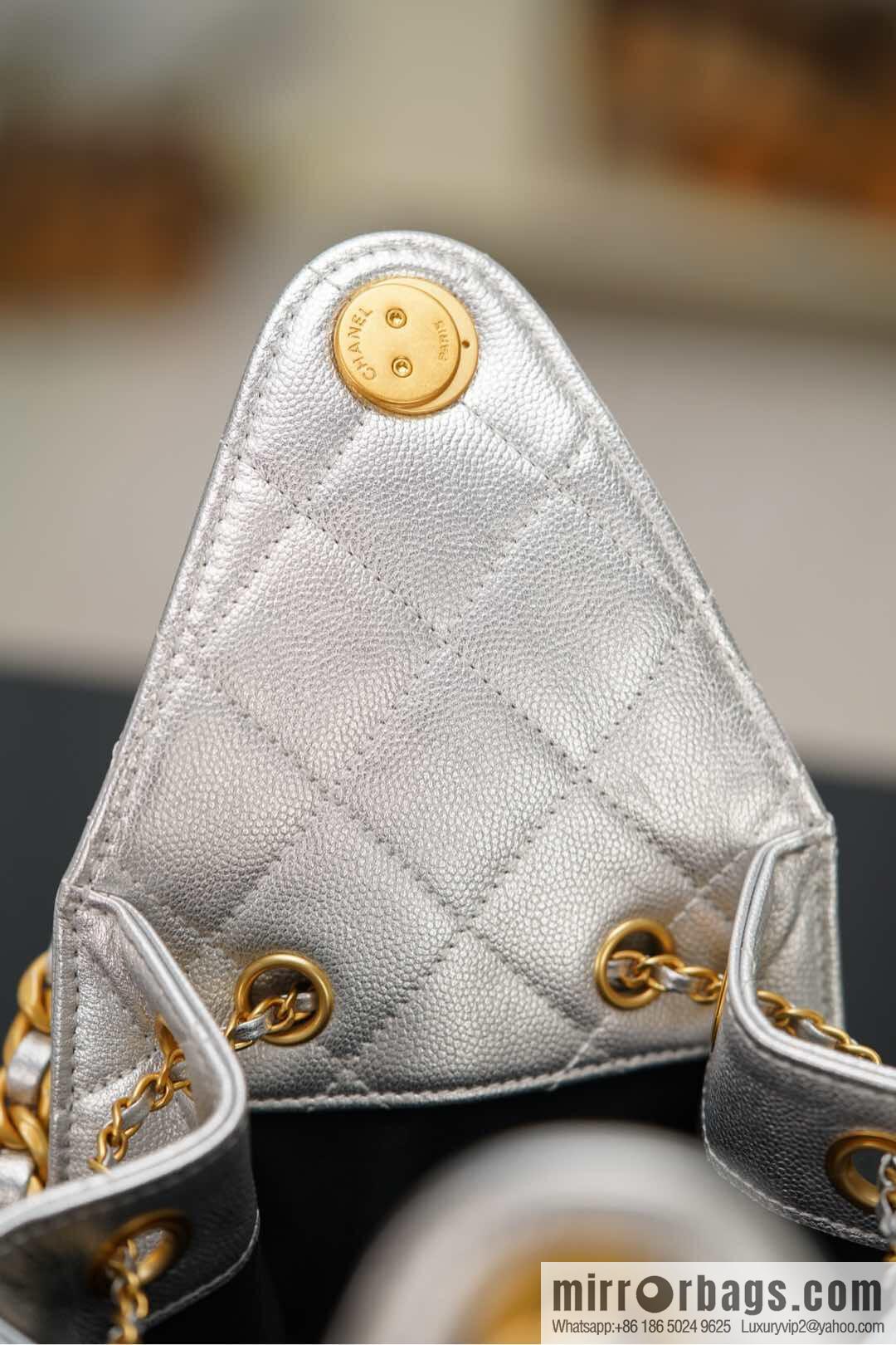 𝐂𝐡𝐚𝐧𝐞𝐥 𝟐𝟓𝐬 𝐬𝐦𝐚𝐥𝐥 𝐡𝐨𝐛𝐨 Drawstring Bucket Bag, Silver, Small ✔️ AS5293