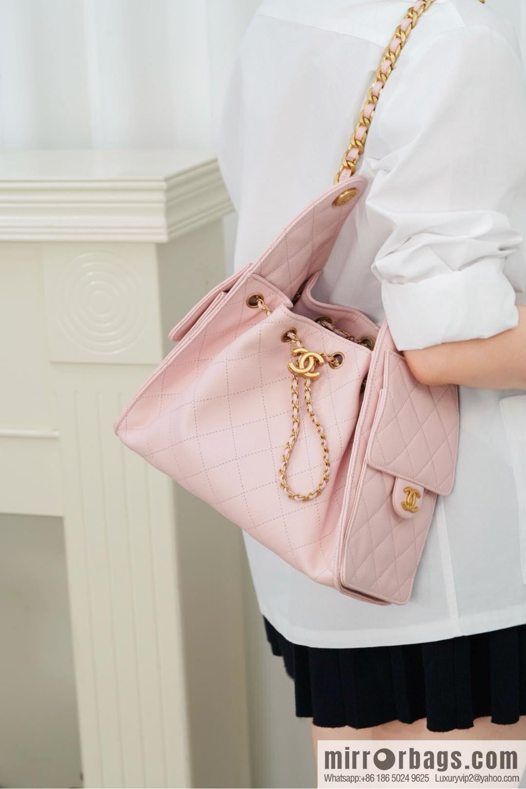 𝐂𝐡𝐚𝐧𝐞𝐥 𝟐𝟓𝐬 𝐬𝐦𝐚𝐥𝐥 𝐡𝐨𝐛𝐨 Drawstring Bucket Bag, Pink, Small AS5293