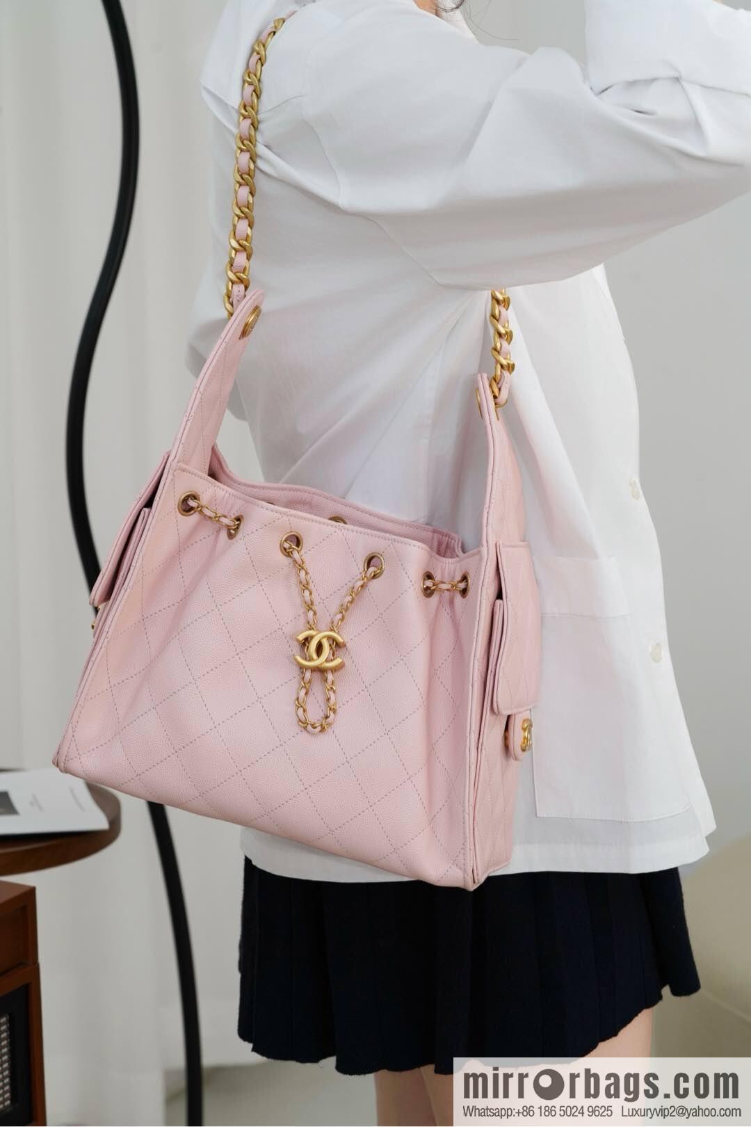 𝐂𝐡𝐚𝐧𝐞𝐥 𝟐𝟓𝐬 𝐬𝐦𝐚𝐥𝐥 𝐡𝐨𝐛𝐨 Drawstring Bucket Bag, Pink, Small AS5293