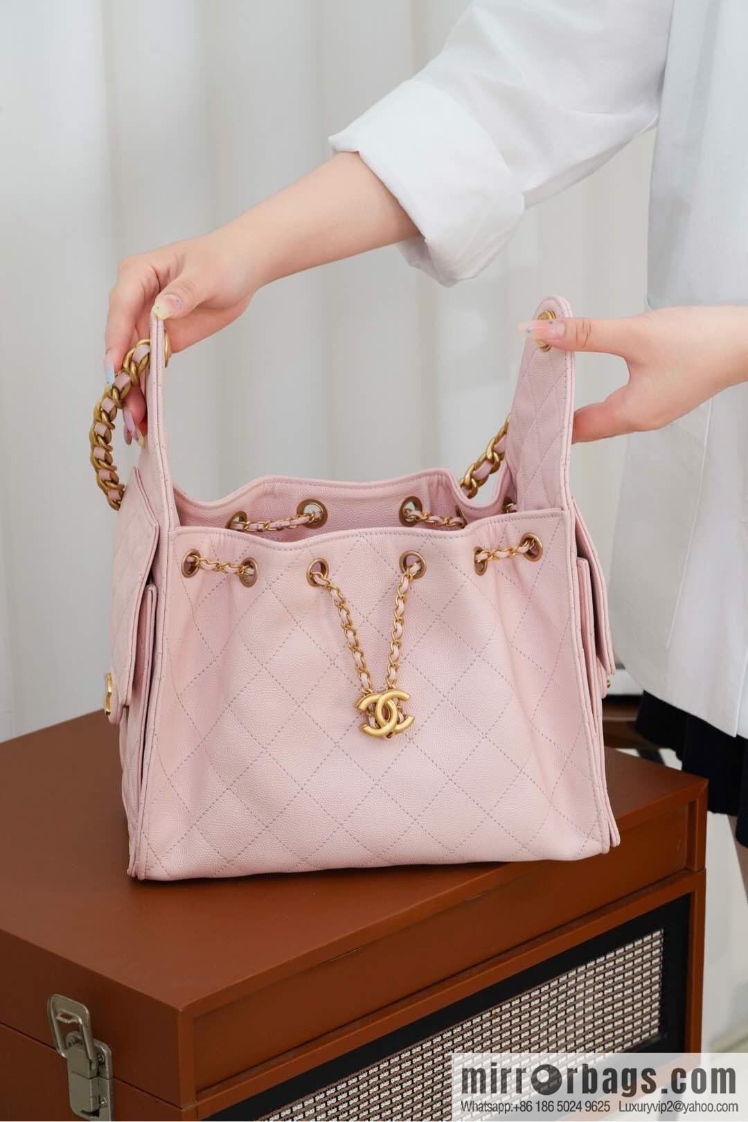 𝐂𝐡𝐚𝐧𝐞𝐥 𝟐𝟓𝐬 𝐬𝐦𝐚𝐥𝐥 𝐡𝐨𝐛𝐨 Drawstring Bucket Bag, Pink, Small AS5293