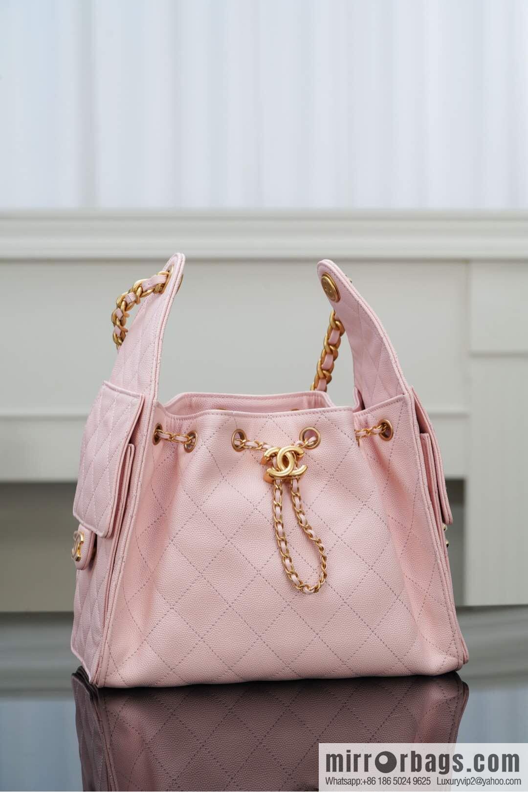 𝐂𝐡𝐚𝐧𝐞𝐥 𝟐𝟓𝐬 𝐬𝐦𝐚𝐥𝐥 𝐡𝐨𝐛𝐨 Drawstring Bucket Bag, Pink, Small AS5293