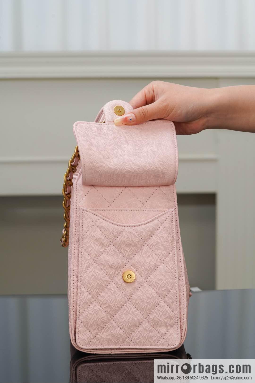 𝐂𝐡𝐚𝐧𝐞𝐥 𝟐𝟓𝐬 𝐬𝐦𝐚𝐥𝐥 𝐡𝐨𝐛𝐨 Drawstring Bucket Bag, Pink, Small AS5293