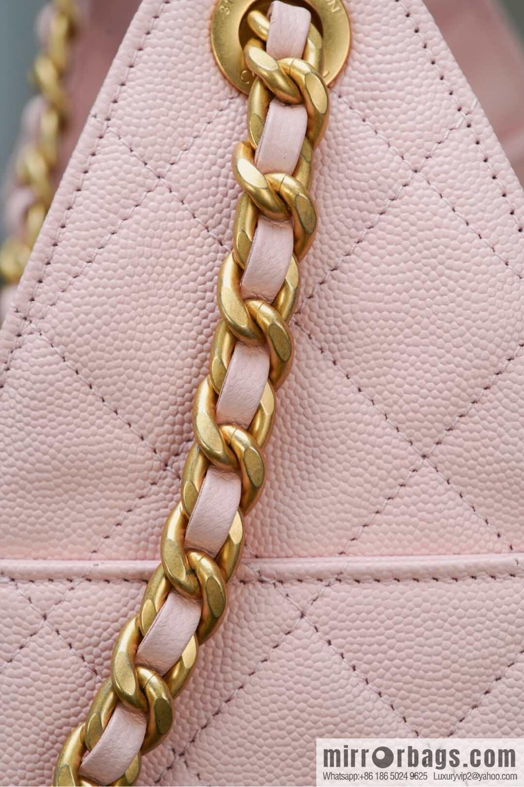 𝐂𝐡𝐚𝐧𝐞𝐥 𝟐𝟓𝐬 𝐬𝐦𝐚𝐥𝐥 𝐡𝐨𝐛𝐨 Drawstring Bucket Bag, Pink, Small AS5293