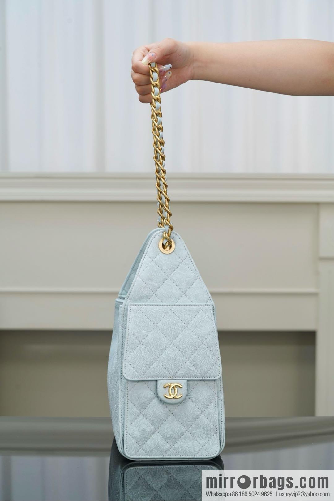𝐂𝐡𝐚𝐧𝐞𝐥 𝟐𝟓𝐬 𝐬𝐦𝐚𝐥𝐥 𝐡𝐨𝐛𝐨 Drawstring Bucket Bag, Tiffany Blue 💙 S AS5293