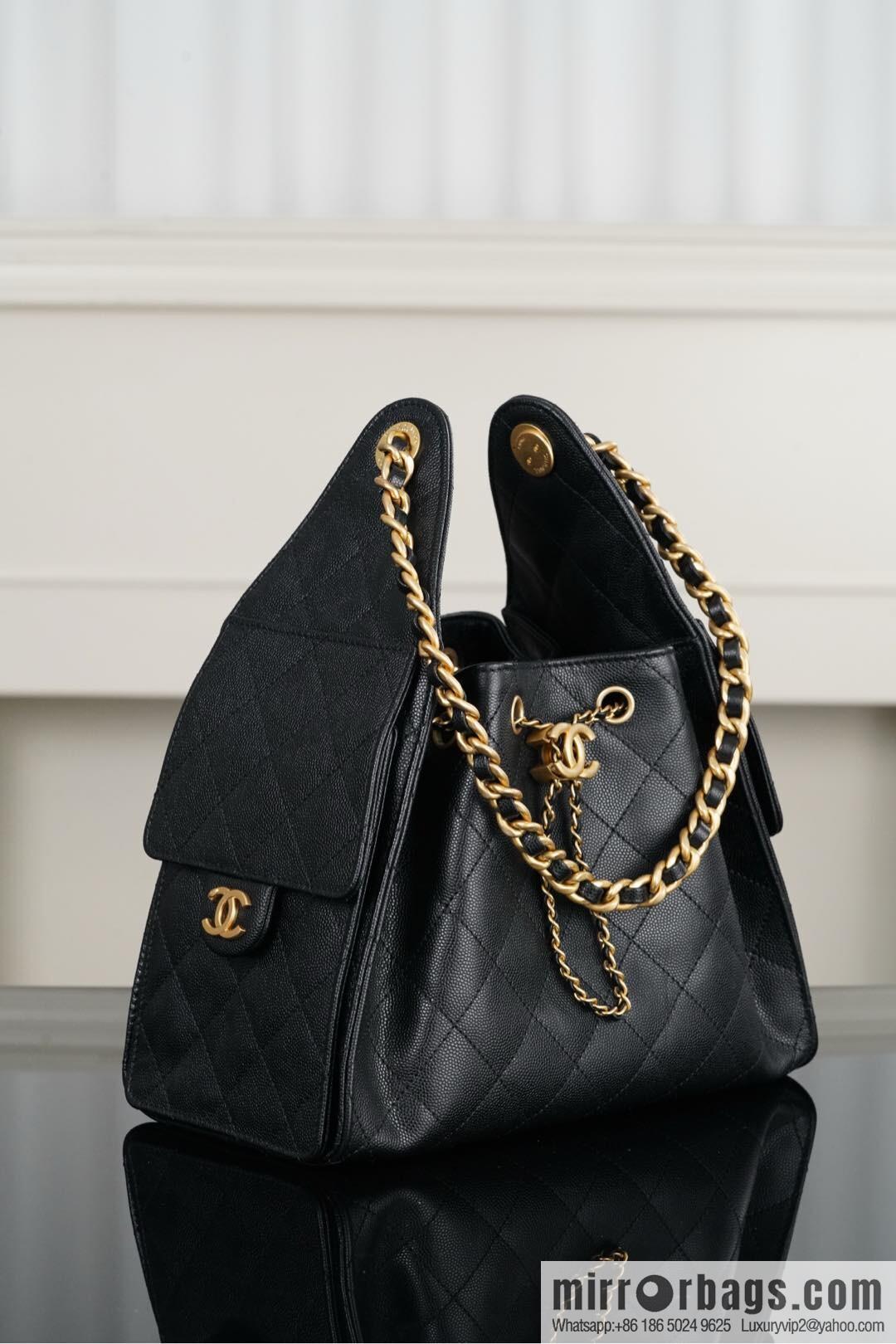 𝐂𝐡𝐚𝐧𝐞𝐥 𝟐𝟓𝐬 𝐬𝐦𝐚𝐥𝐥 𝐡𝐨𝐛𝐨 Drawstring Bucket Bag, Black Gold Caviar, Small ✔️ AS5293