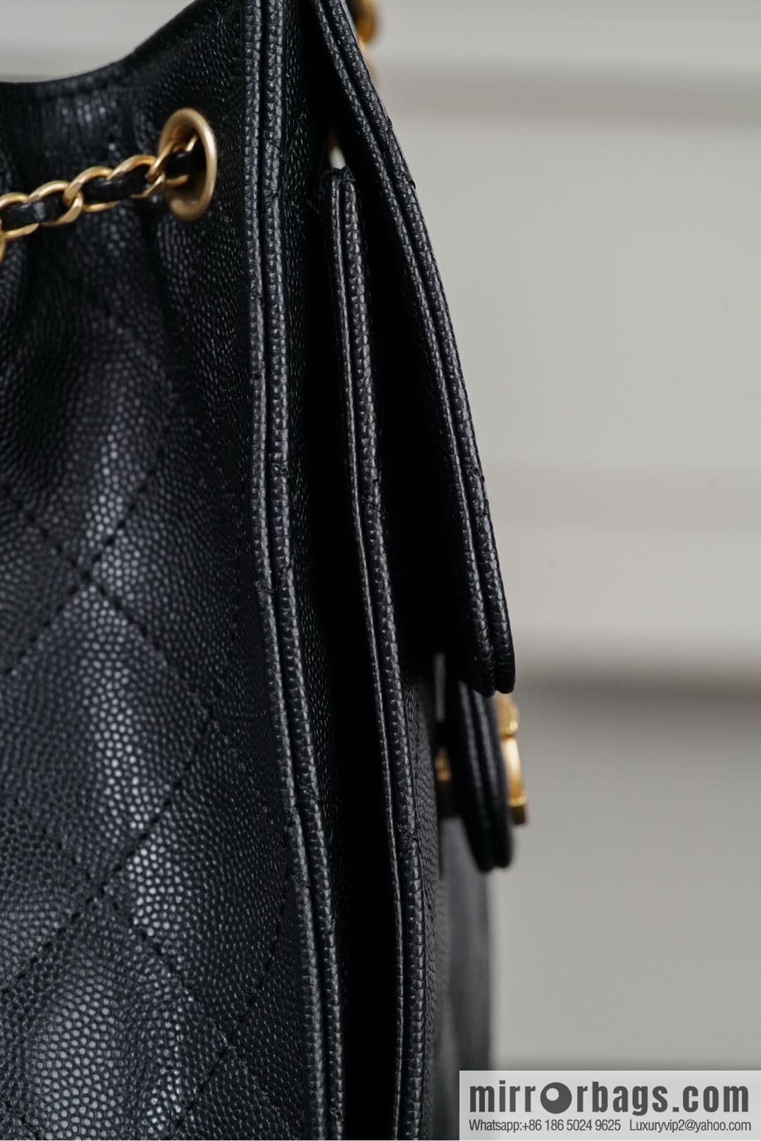 𝐂𝐡𝐚𝐧𝐞𝐥 𝟐𝟓𝐬 𝐬𝐦𝐚𝐥𝐥 𝐡𝐨𝐛𝐨 Drawstring Bucket Bag, Black Gold Caviar, Small ✔️ AS5293