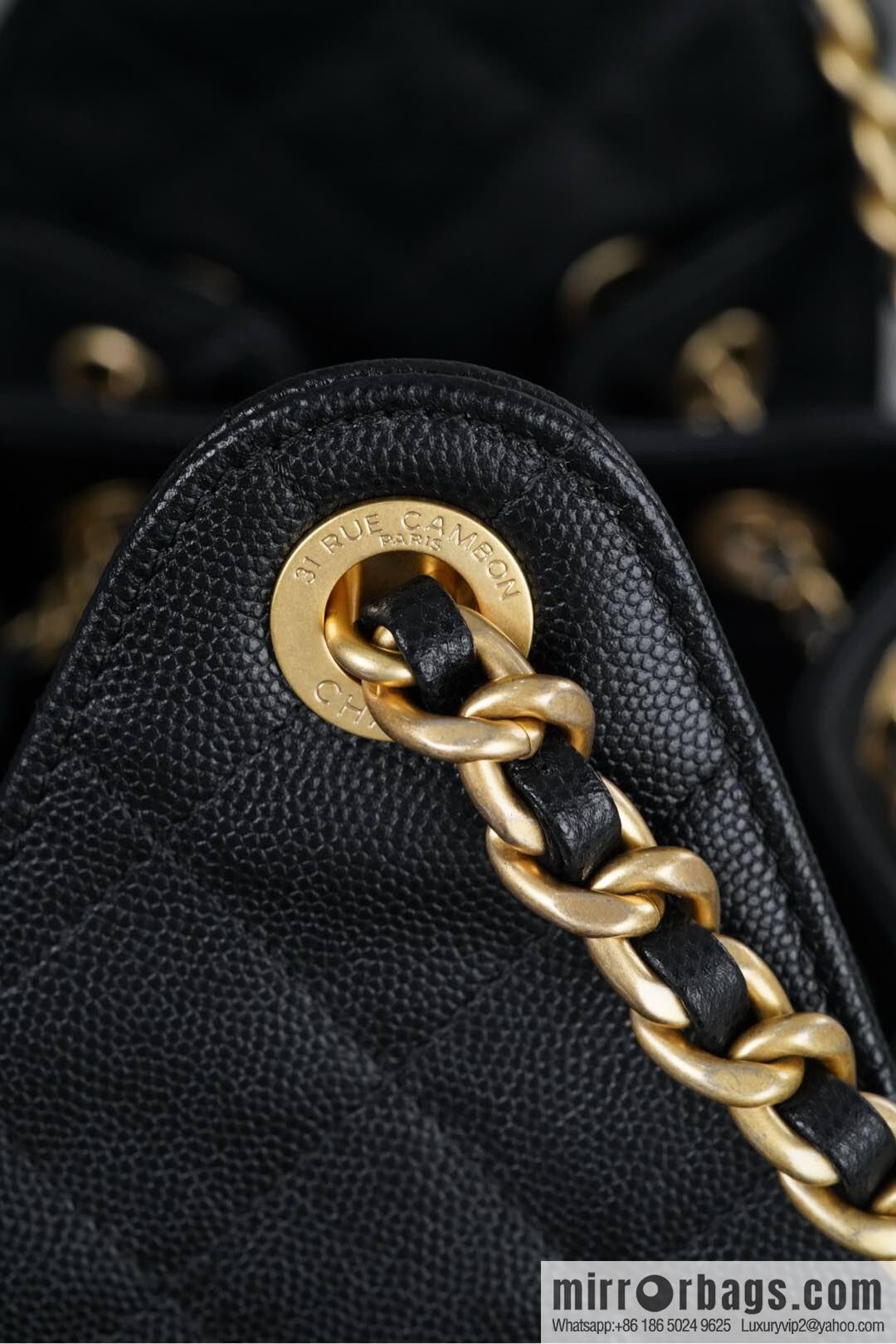 𝐂𝐡𝐚𝐧𝐞𝐥 𝟐𝟓𝐬 𝐬𝐦𝐚𝐥𝐥 𝐡𝐨𝐛𝐨 Drawstring Bucket Bag, Black Gold Caviar, Small ✔️ AS5293