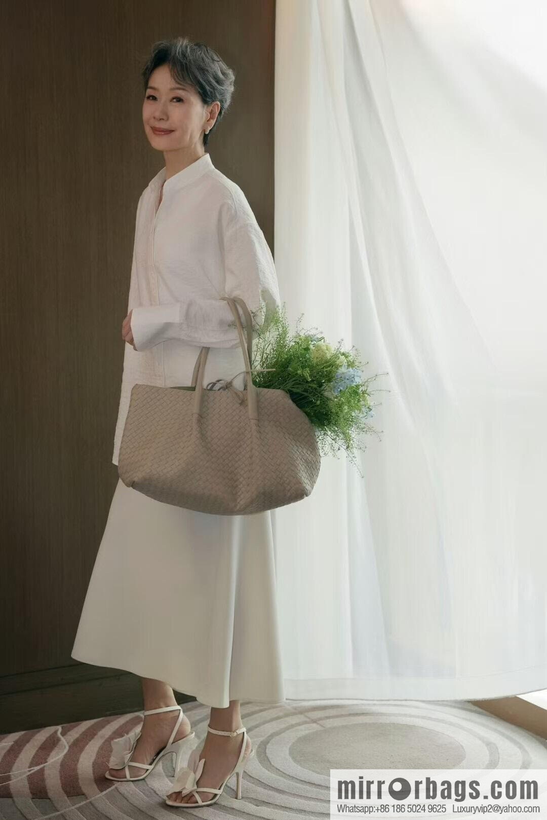 BV Large Pinacoteca Tote Bag 817166 Hazel