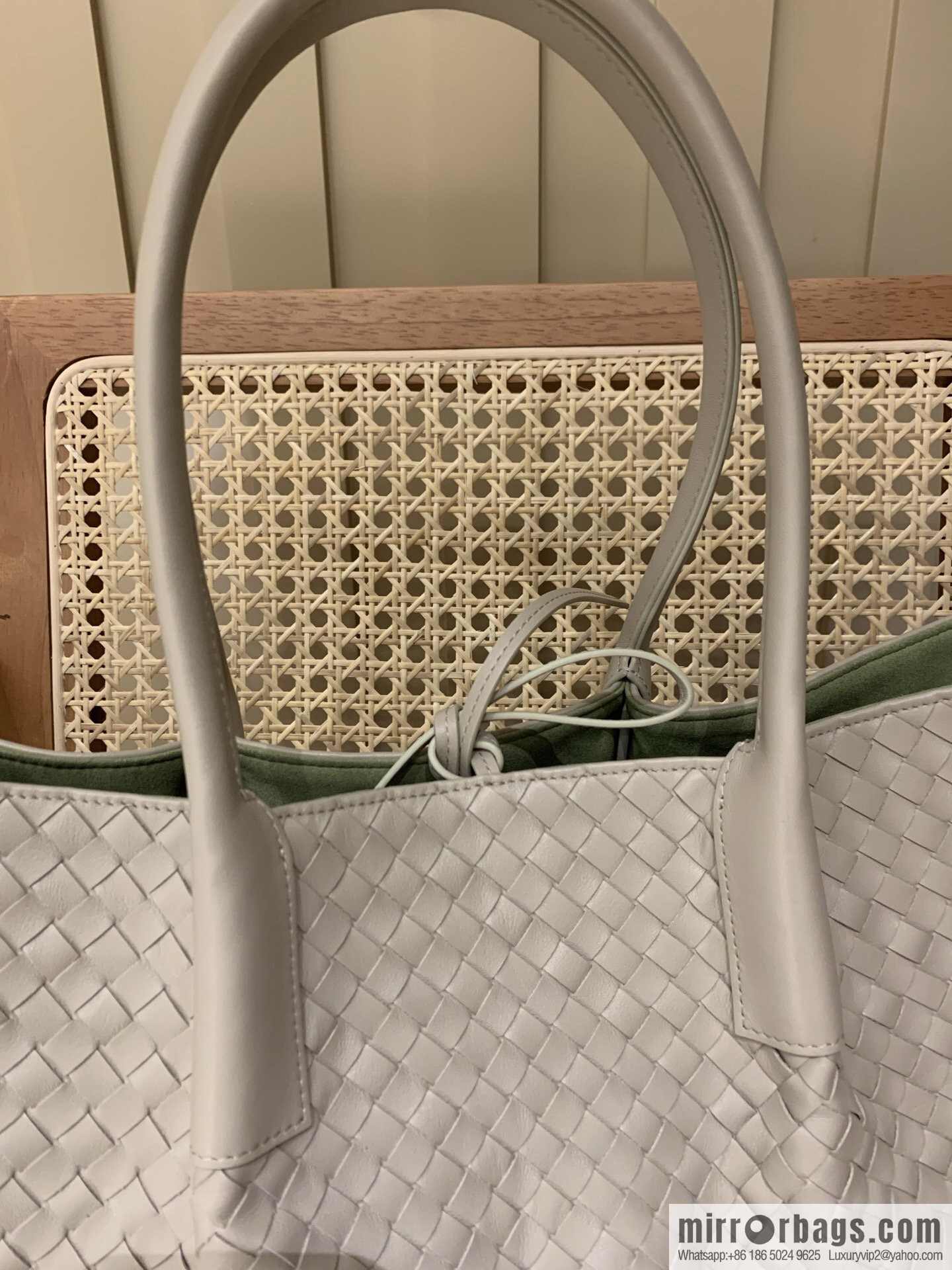 BV Large Pinacoteca Tote Bag 817166 Hazel