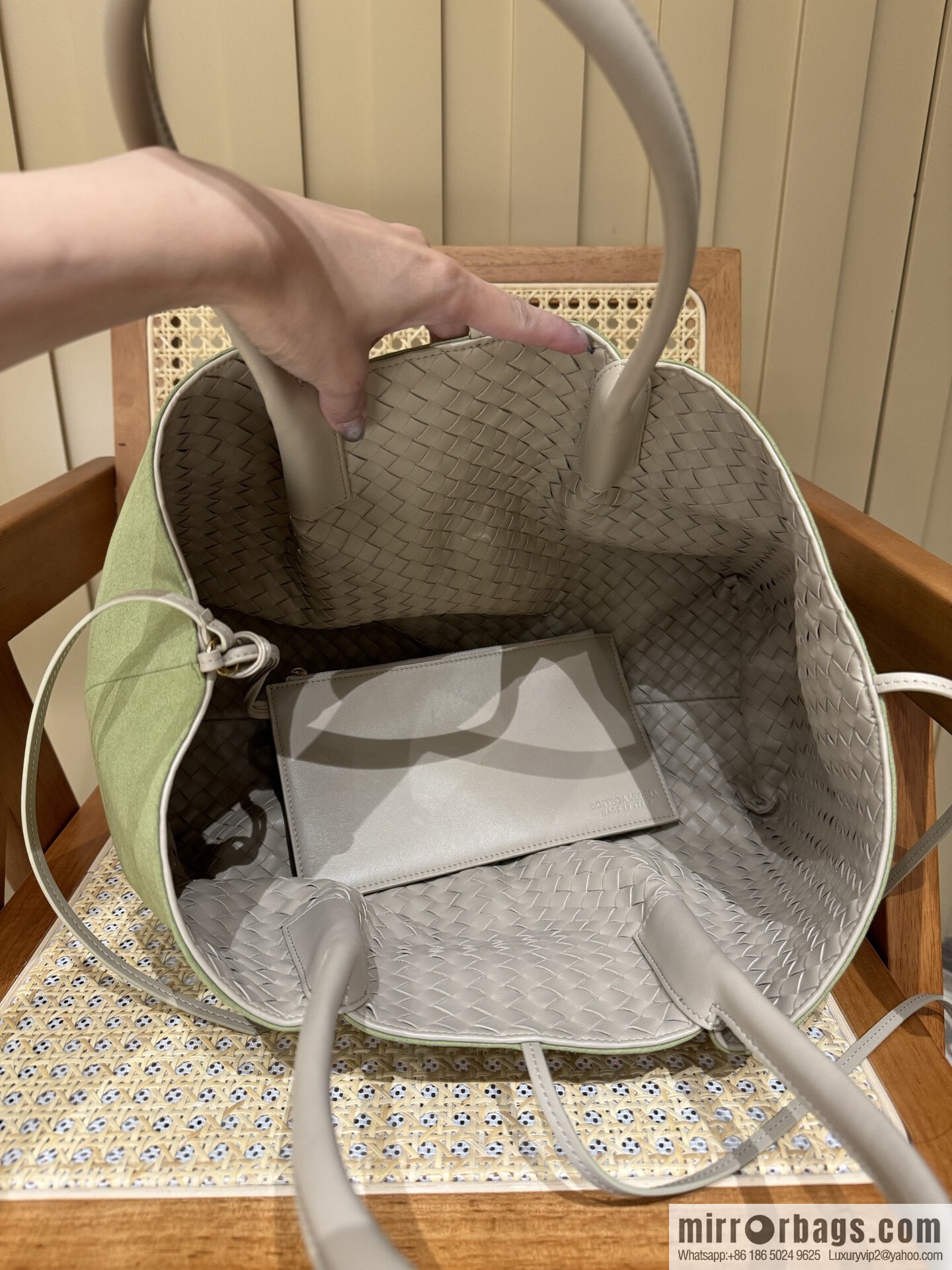 BV Large Pinacoteca Tote Bag 817166 Hazel