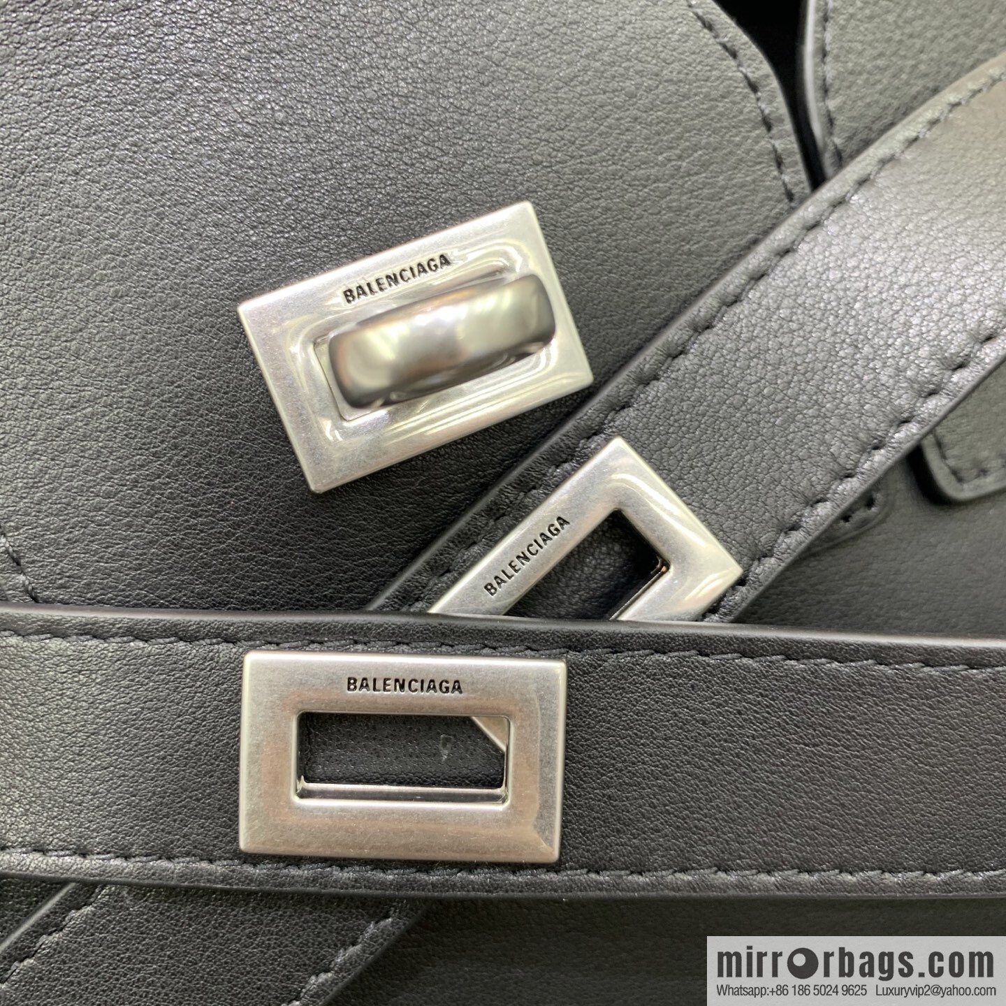 Balenciaga ➰ Belair Courier Bag 843032