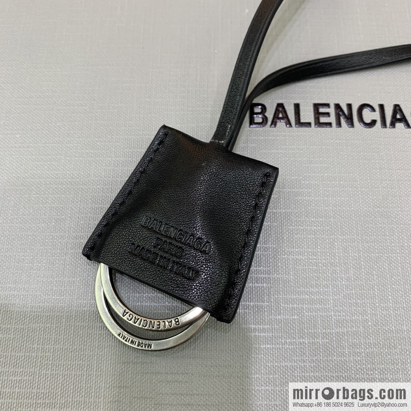 Balenciaga ➰ Belair Courier Bag 843032