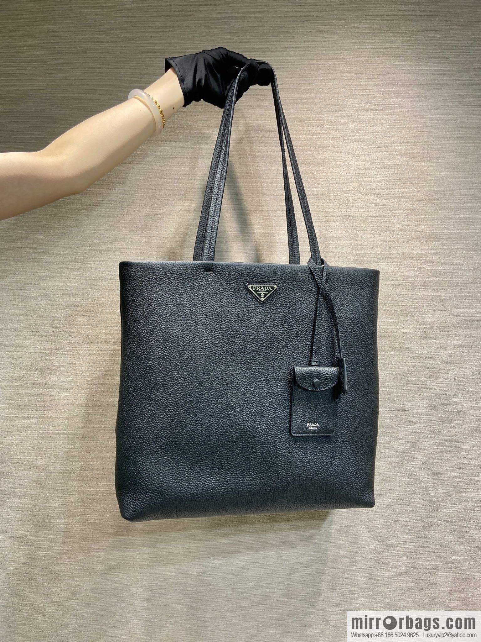 PRADA 🎉 new tote bag 🎉 2VG130 men's 🎉🎉 black