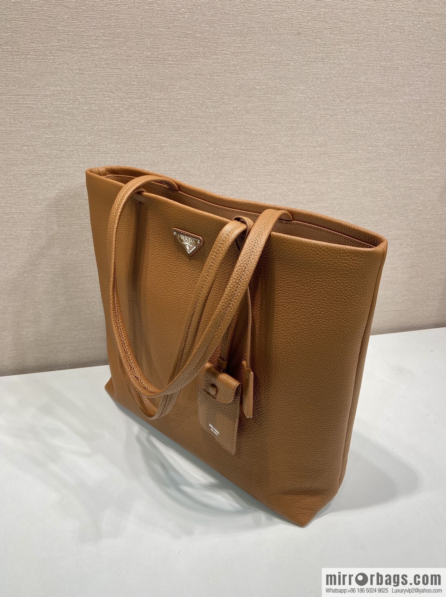 PRADA 🎉 new tote bag 🎉 2VG130 men's 🎉🎉 caramel color