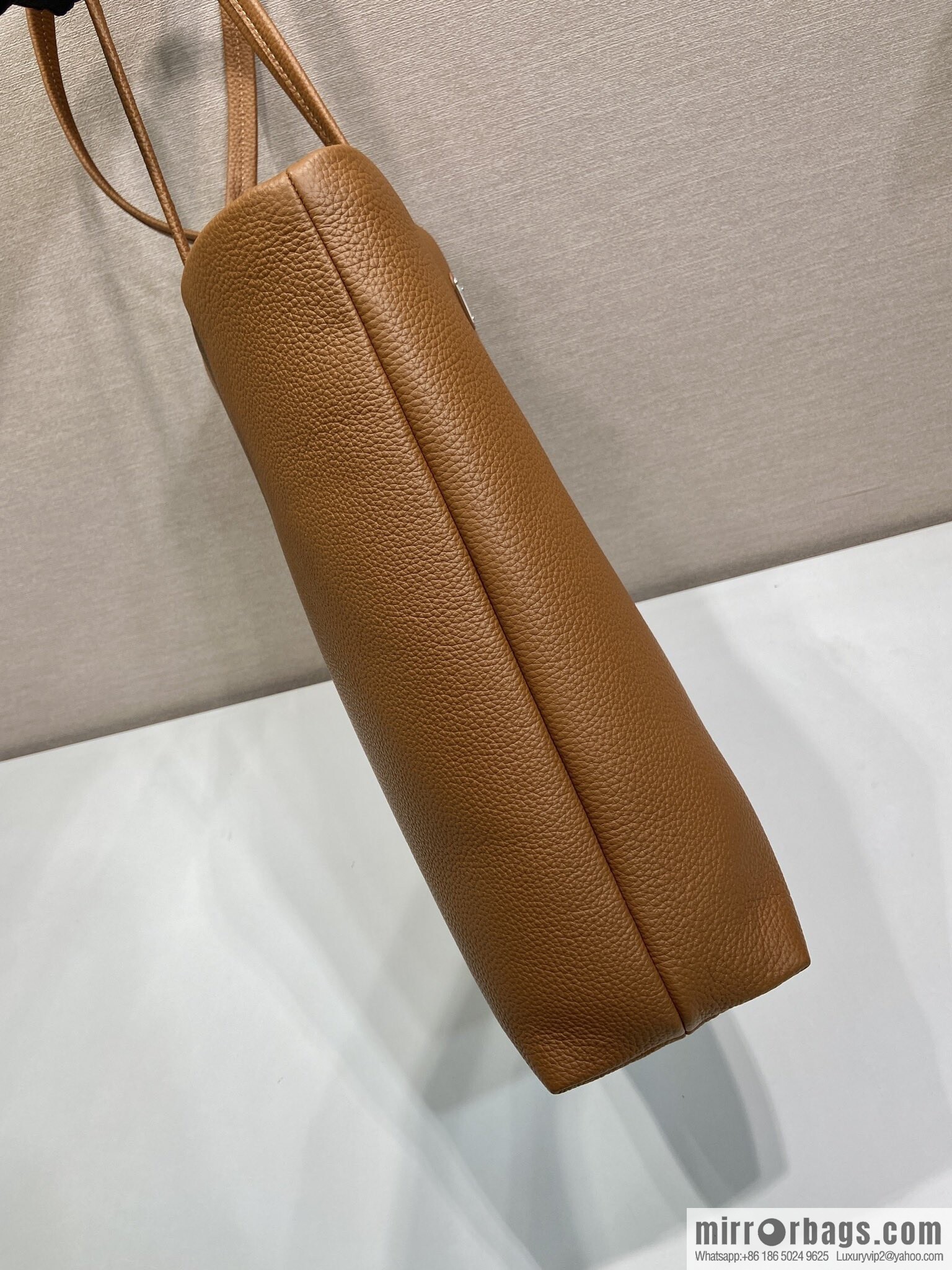 PRADA 🎉 new tote bag 🎉 2VG130 men's 🎉🎉 caramel color
