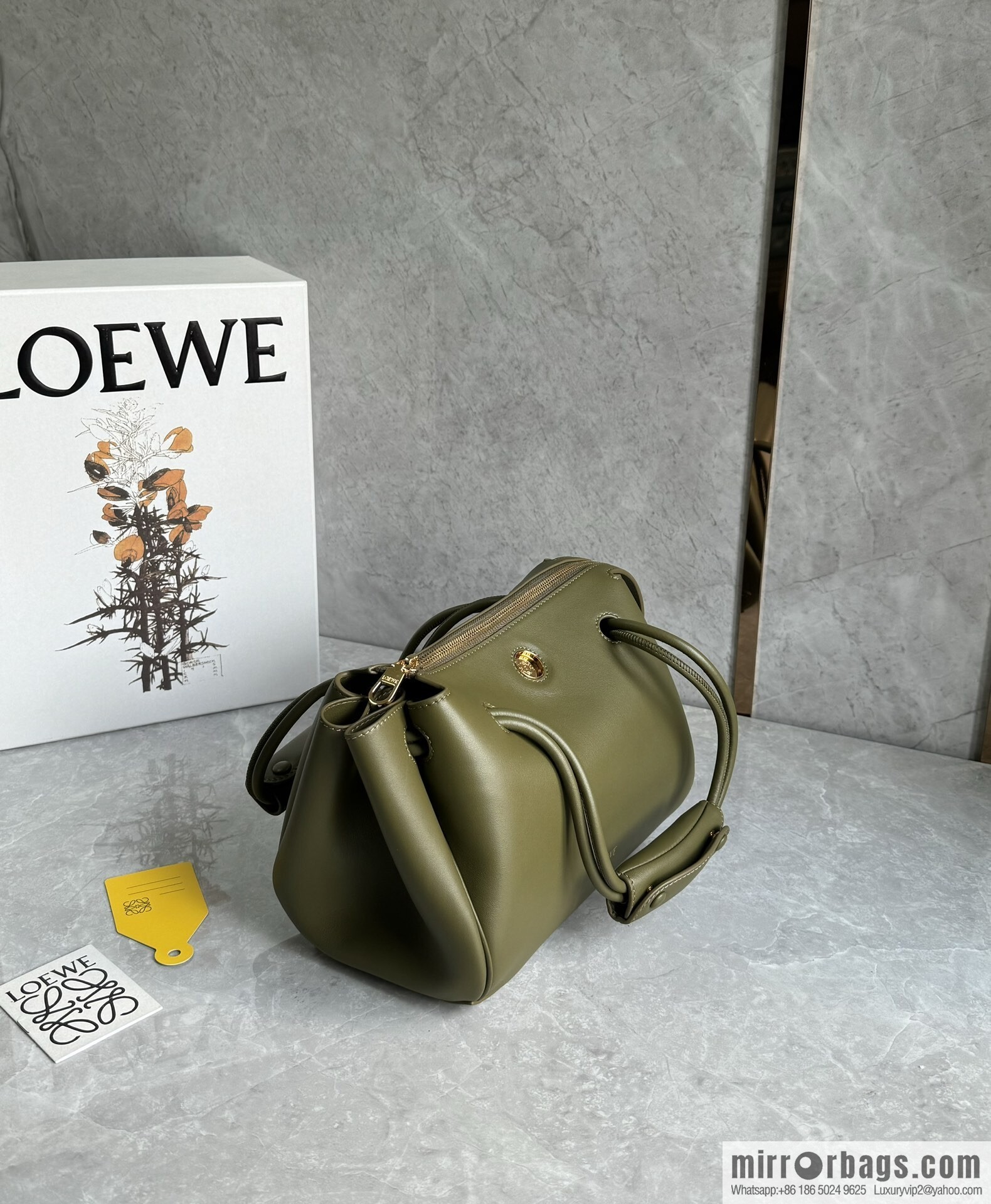 LOEWE new Madrid S 0807 olive green