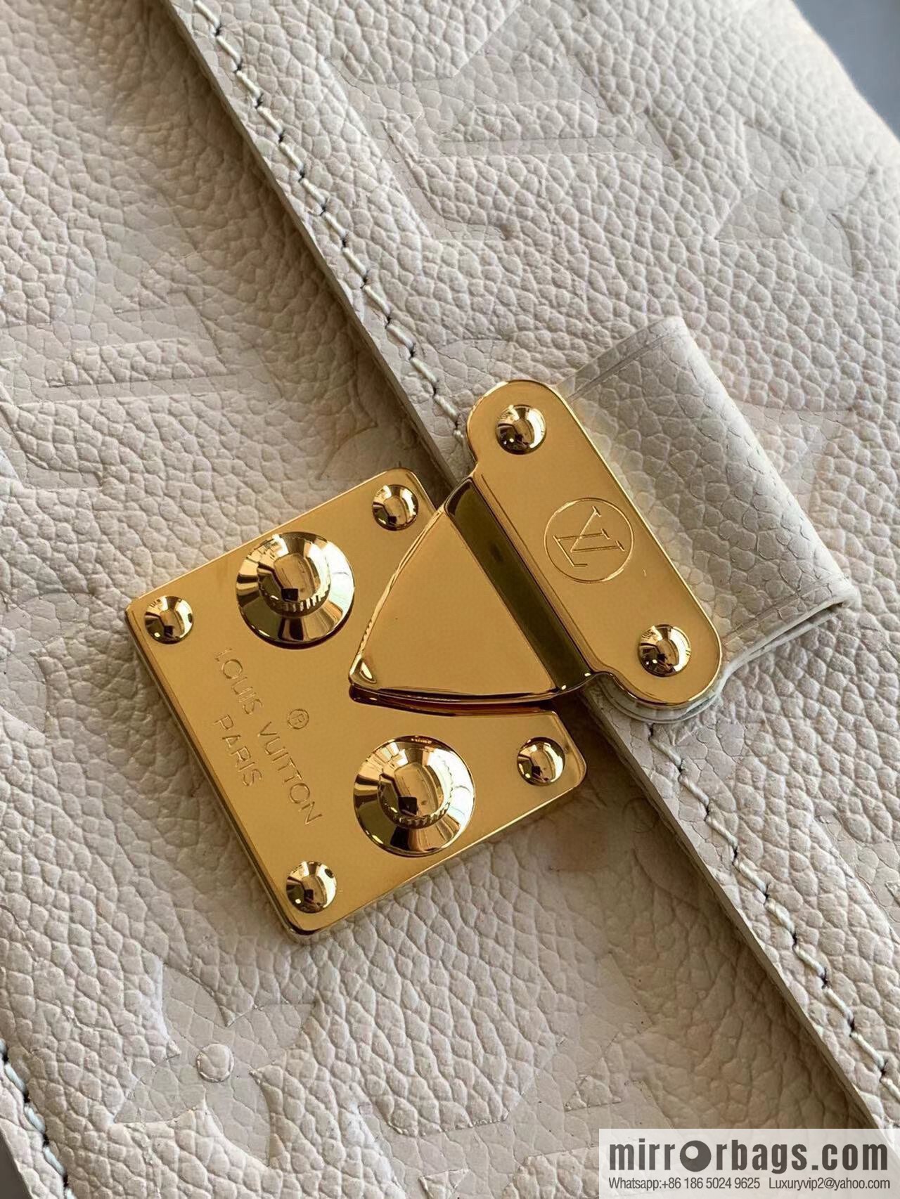 LV M82836 WALLET ON CHAIN MÉTIS Chain Bag