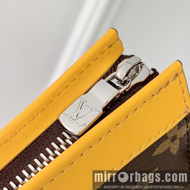 LV Replica Bags Alpha M81124 18.5x11x6.5cm gf1