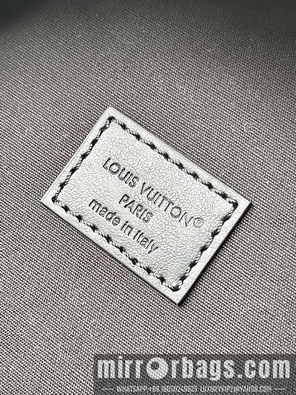 LV Replica Bags Spring M11780 17x22x10cm gf
