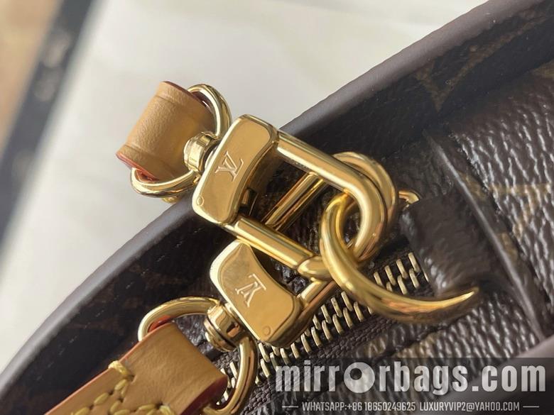 LV Replica Bags Fan M14804 37x19x6cm gf