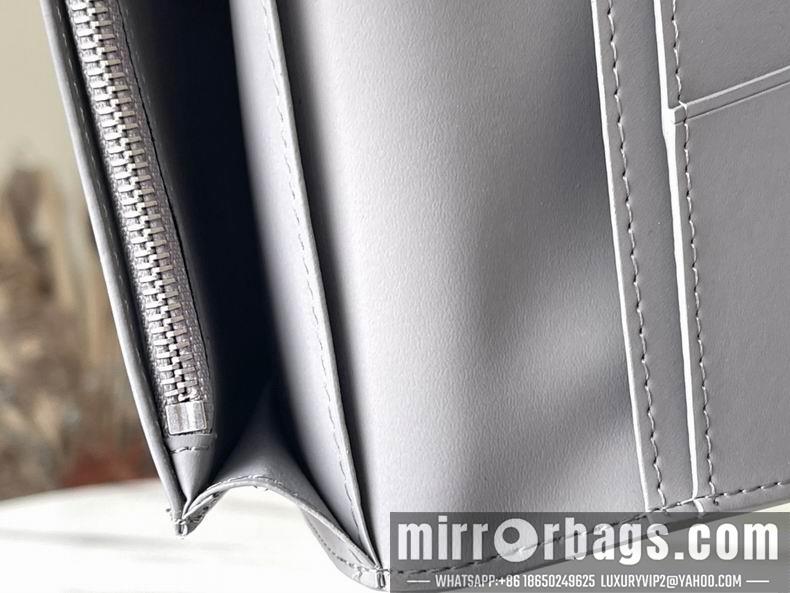 LV Replica Bags Aerogram M81153 10x19x2 cm gf