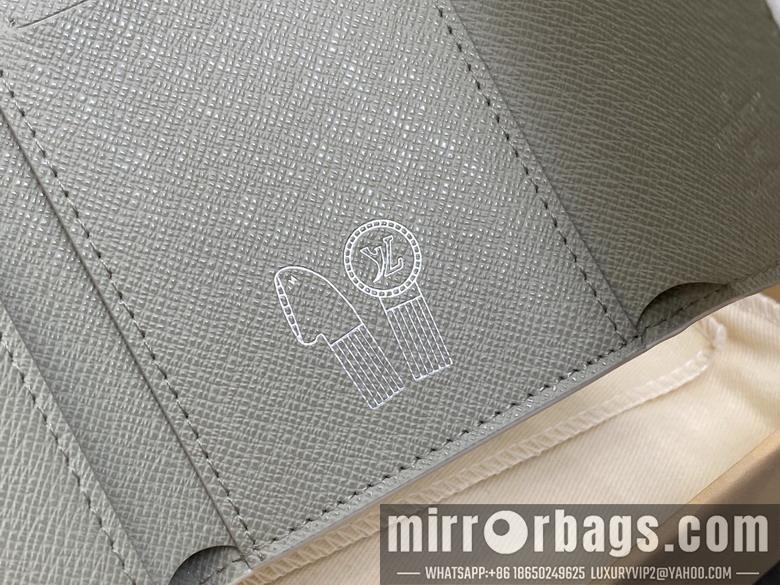 LV Replica Bags Victor M14122 11.5x9x2.5cm gf1