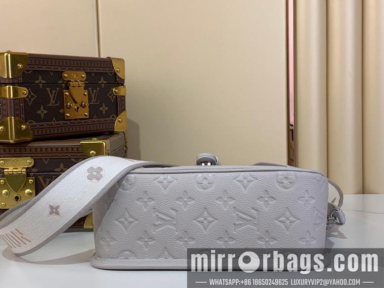 LV Replica Bags Diane M14214 15x9x24cm gf