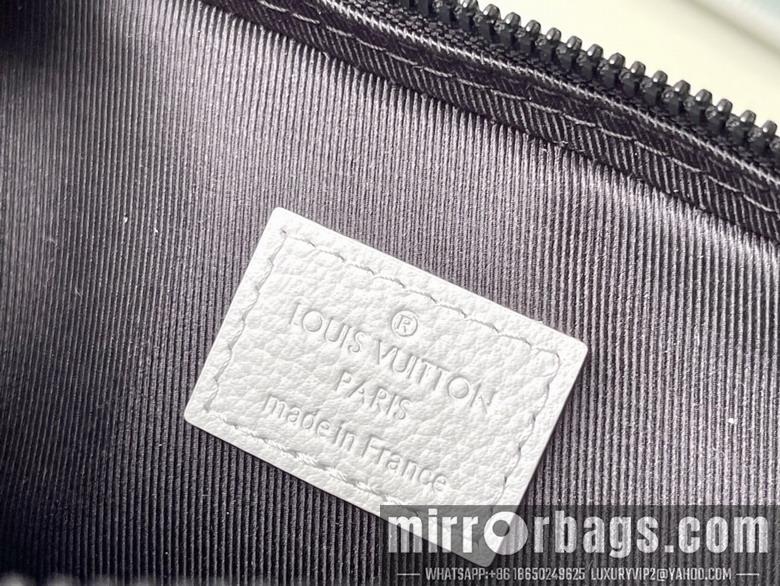 LV Replica Bags Alpha M83383 11x18.5x6.5cm gf