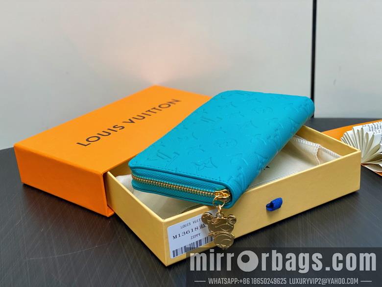 LV Replica Bags TM M13618 19.5x10.5x2.5cm gf