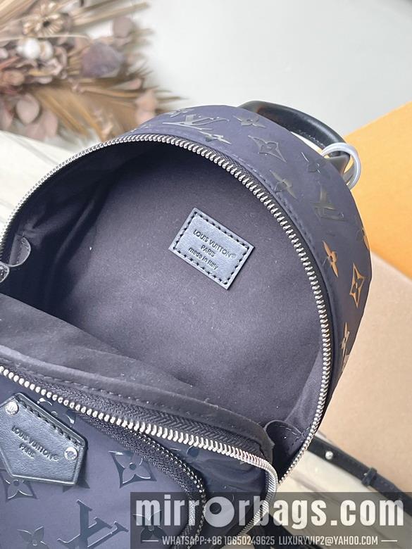 LV Replica Bags Spring M11780 17x22x10cm gf