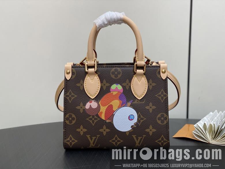 LV Replica Bags On M13668 18x15x8.5cm gf
