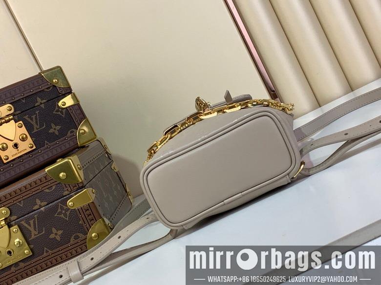 LV Replica Bags Coussin M13387 20x7.5x15cm gf