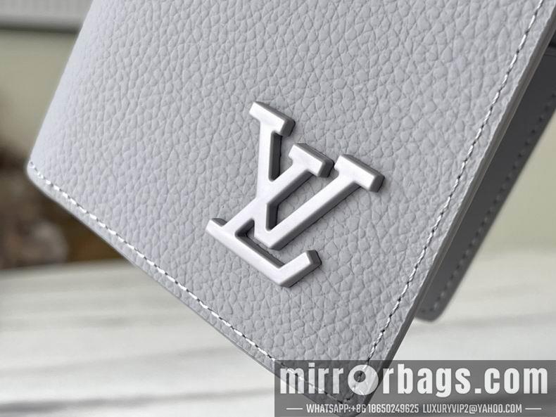 LV Replica Bags Aerogram M81153 10x19x2 cm gf
