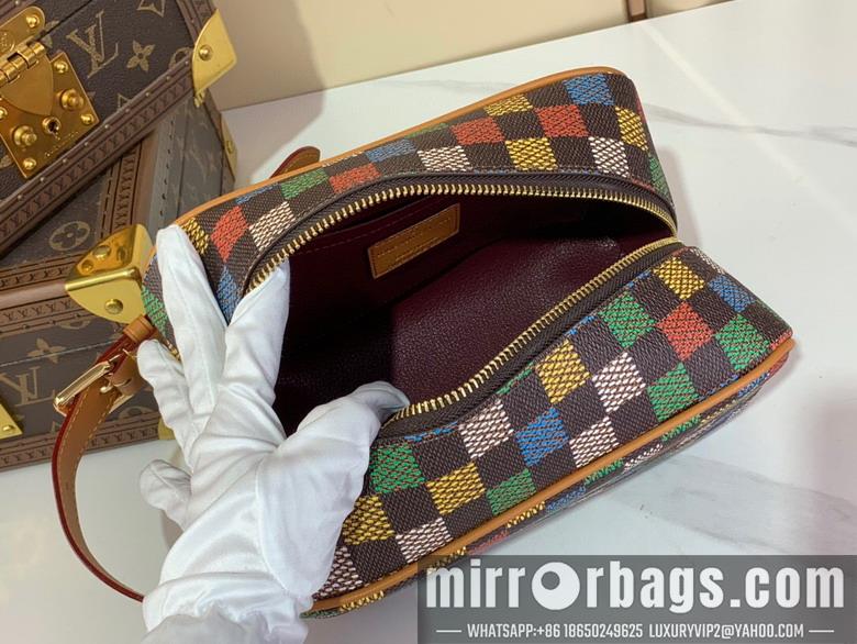 LV Replica Bags Dopp kit N00151 13x12x23cm gf