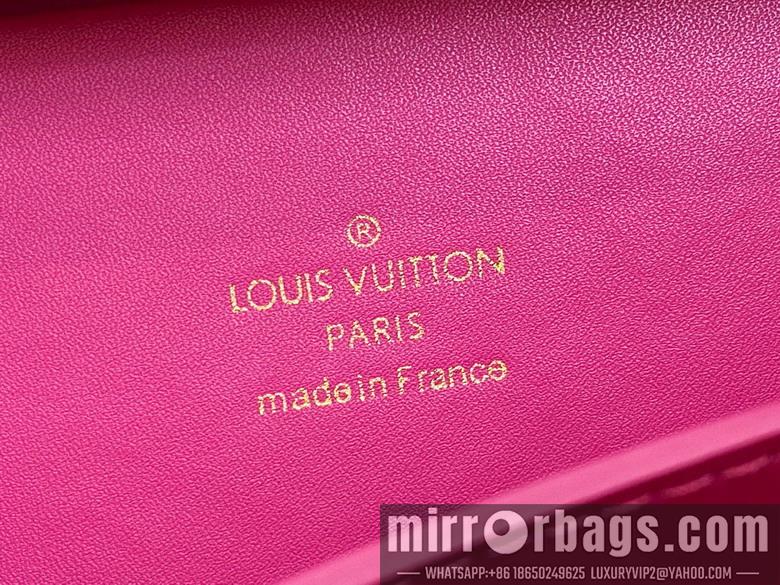 LV Replica Bags M13125 22.5x17.5x11cm gf