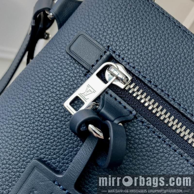 LV Replica Bags Aerogram iPad M69837蓝 30x22x5cm gf