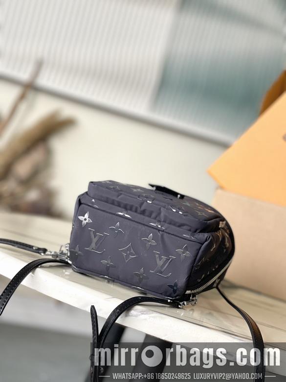 LV Replica Bags Spring M11780 17x22x10cm gf