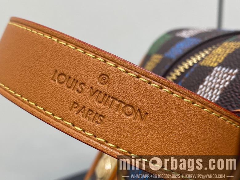 LV Replica Bags Dopp Kit M00151 23x13x12cm gf