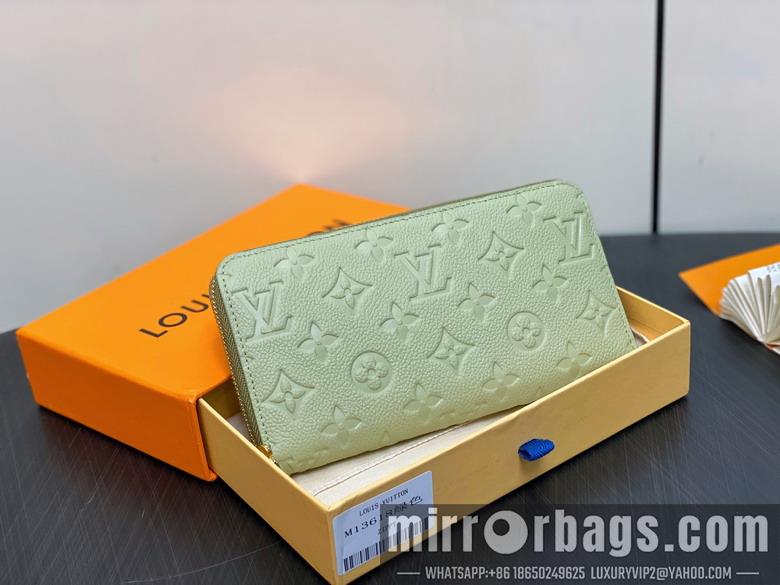 LV Replica Bags TM M13618 19.5x10.5x2.5cm gf2