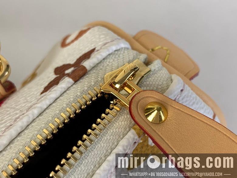 LV Replica Bags Speedy M92645 15x6x10cm gf