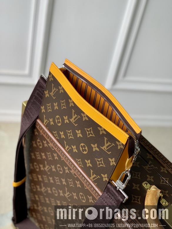 LV Replica Bags Alpha M81124 18.5x11x6.5cm gf1